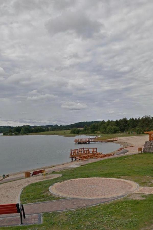 Domek Letniskowy Nad Jeziorem Wiejskim Lakie Dış mekan fotoğraf