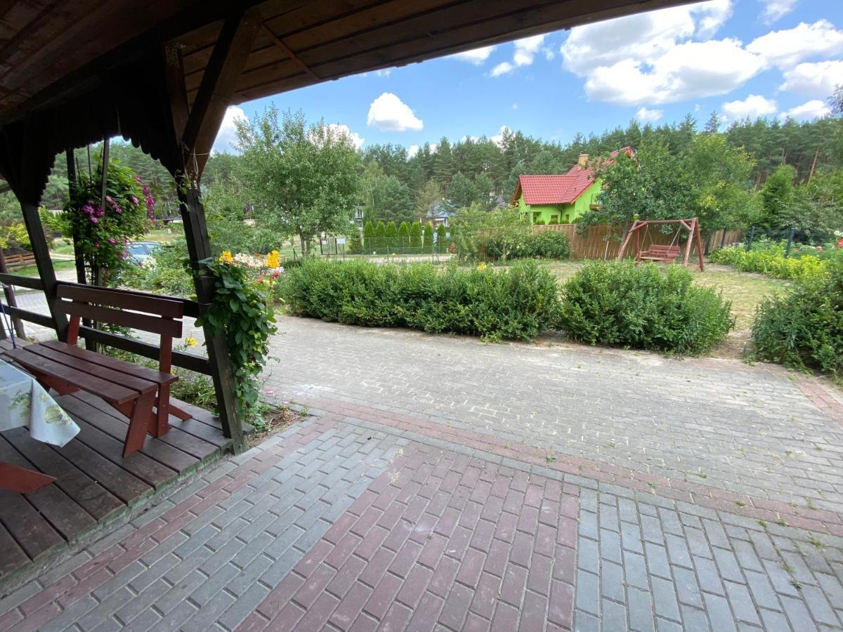 Domek Letniskowy Nad Jeziorem Wiejskim Lakie Dış mekan fotoğraf