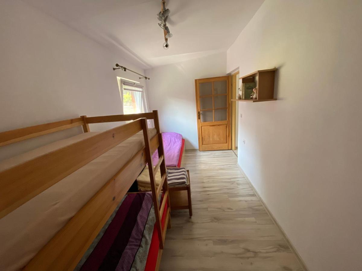 Domek Letniskowy Nad Jeziorem Wiejskim Lakie Dış mekan fotoğraf