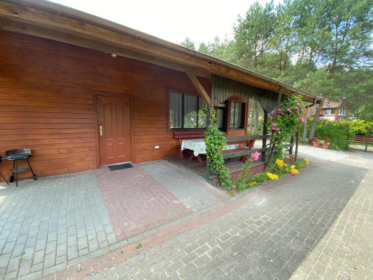 Domek Letniskowy Nad Jeziorem Wiejskim Lakie Dış mekan fotoğraf