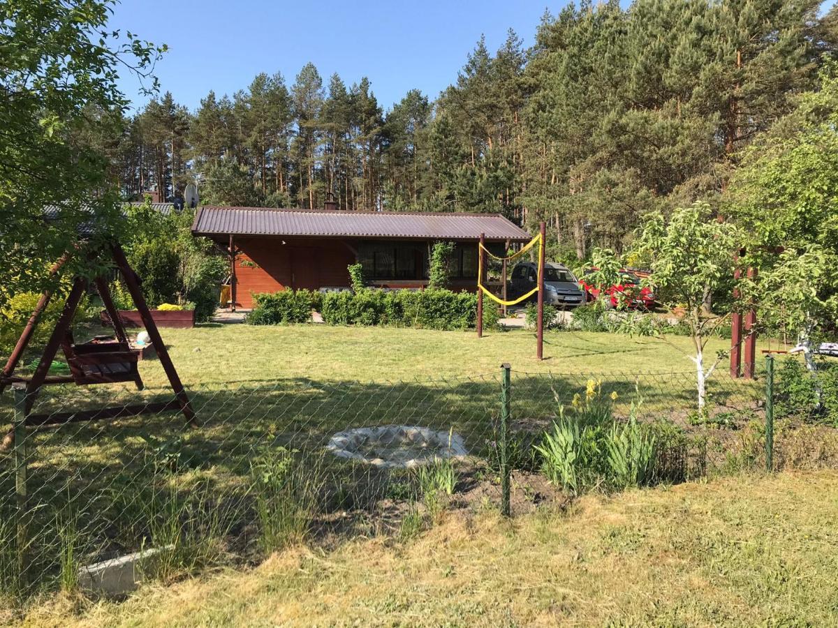 Domek Letniskowy Nad Jeziorem Wiejskim Lakie Dış mekan fotoğraf